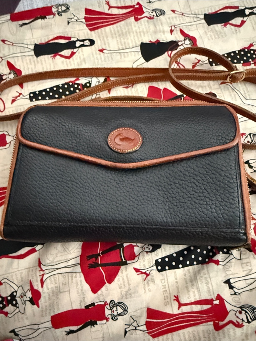 Vintage Dooney & Bourne Crossbofy Bag